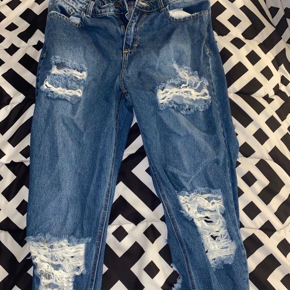 FN distressed blue jeans